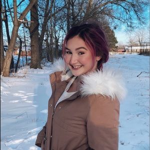 Meet your Posher, Molly